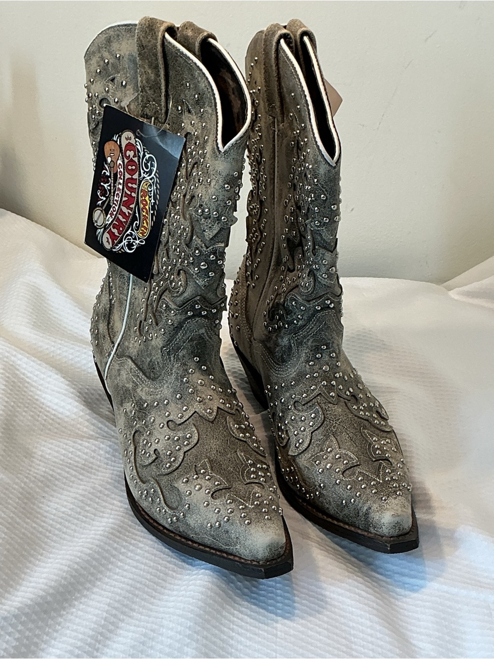 Rockin Country Collection - Gray suede Cowgirl Boots.